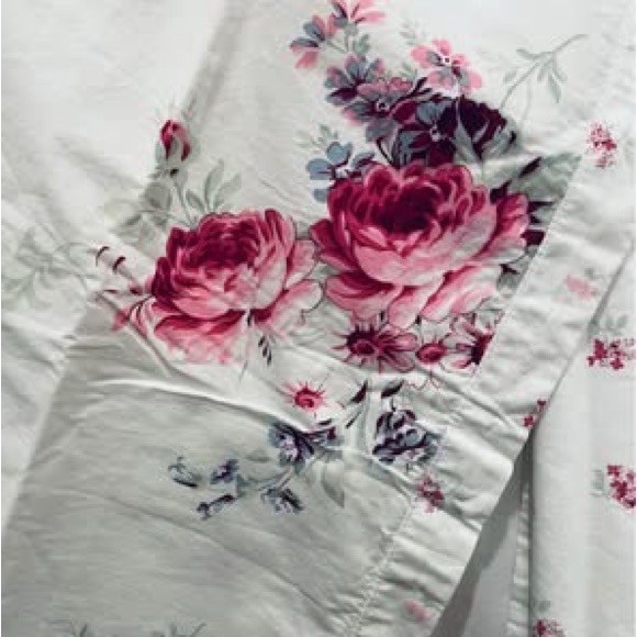 Rachel Ashwell Simply Shabby Chic  Rose White 2 Shans 100% Cotton - Picture 2 of 15